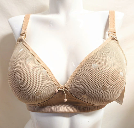 Cake Mousse, a wireless nursing bra with lined cups. Color Beige.