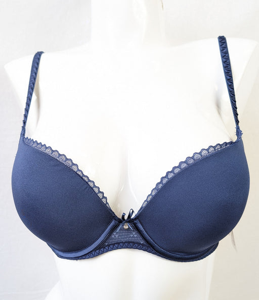 Chantelle Courcelles a plunge pushup bra. Style 6792. Color Navy.