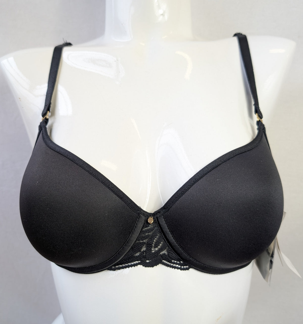 Chantelle Pyramide | 1466 Tshirt — Your Bra Store