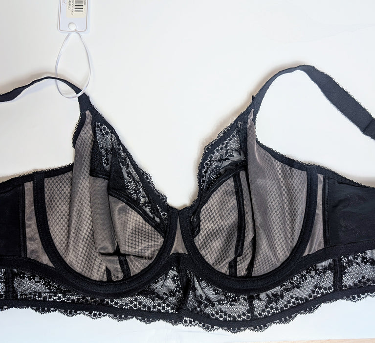 Black Elomi Charley longline lace bra on a mannequin against a white background. Style EL4381. Inside view.