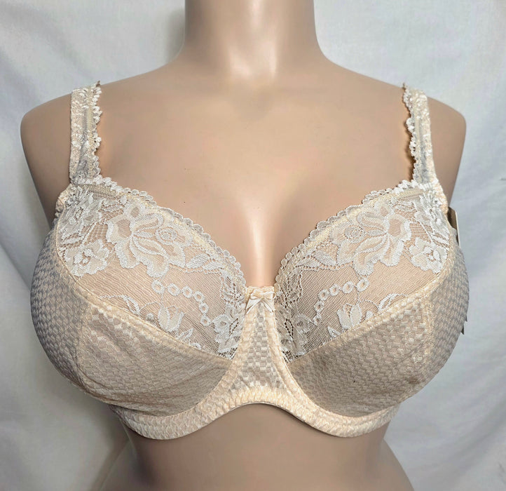 Fit Fully Yours Serena Lace | B2761 Full Cup
