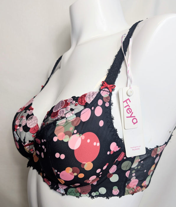 Freya Frankie | AA4581 Plunge