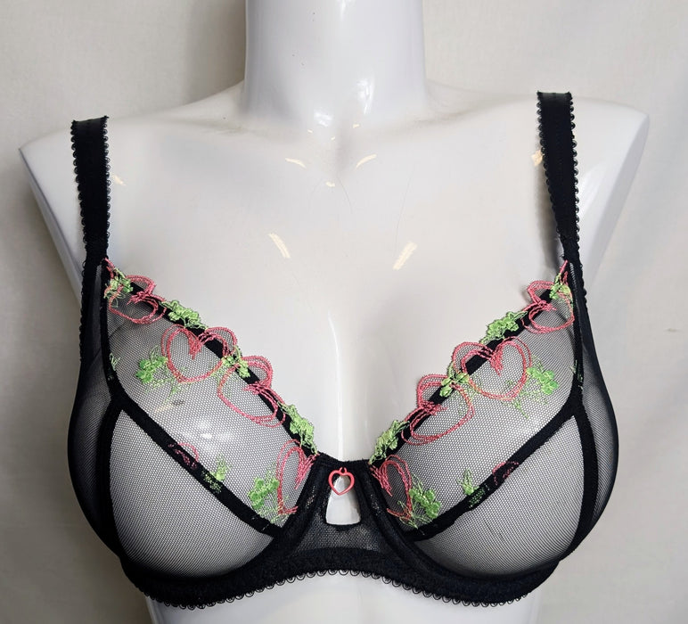 Freya Loveland | AA401002 Plunge