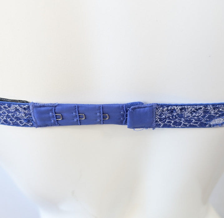 La Perla Picadilly, a beautiful bra on sale. Color Cobalt. Style 900145. Back view.