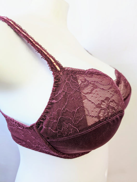 Lise Charmel Antigel Peche De Beaute | FC6056 Full Cup - Your Bra Store Lise Charmel Antigel Peche De Beaute | FC6056 Full Cup - Your Bra Store