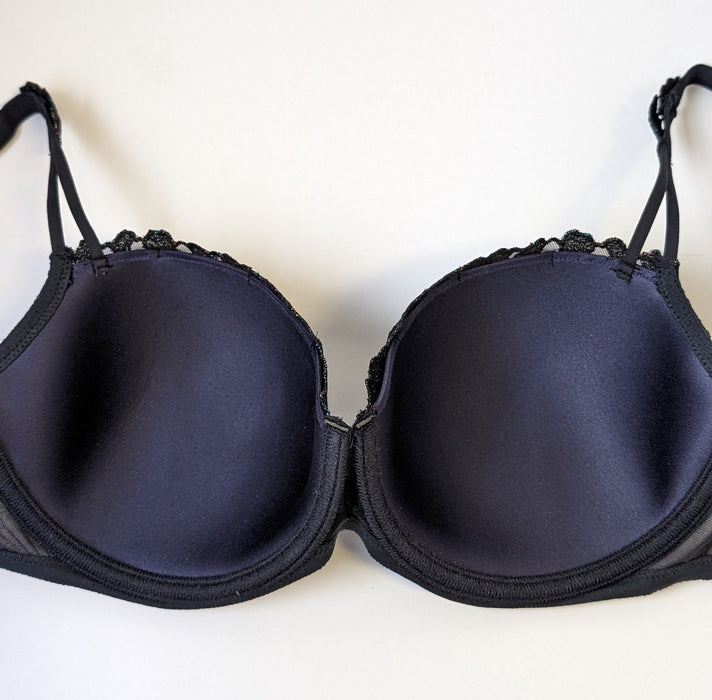 Marie Jo Leda, a padded balcony bra with lots of sophistication. Style 0102529. Color Midnight Blue.