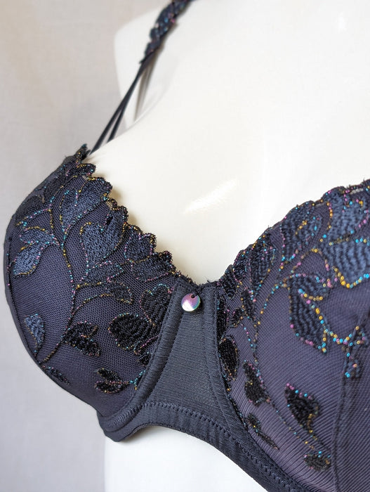Marie Jo Leda, a padded balcony bra with lots of sophistication. Style 0102529. Color Midnight Blue.