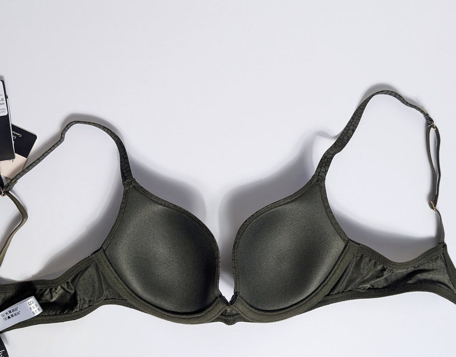 Marie Jo William | 0122026 Pushup