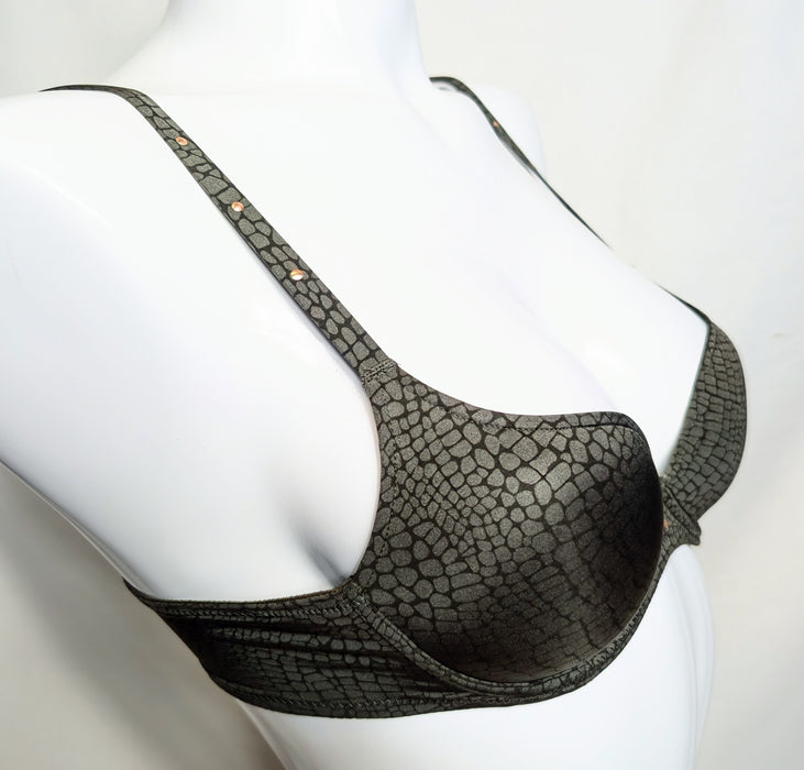 Marie Jo William | 0122026 Pushup