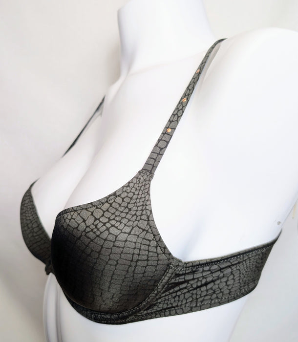 Marie Jo William | 0122026 Pushup