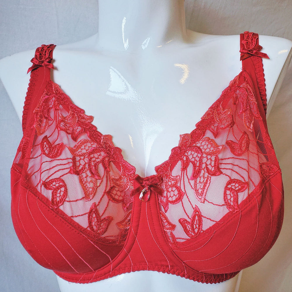 Prima Donna Deauville, one of the most comfortable full cups bras there is. Color Scarlet. Style 0161811.