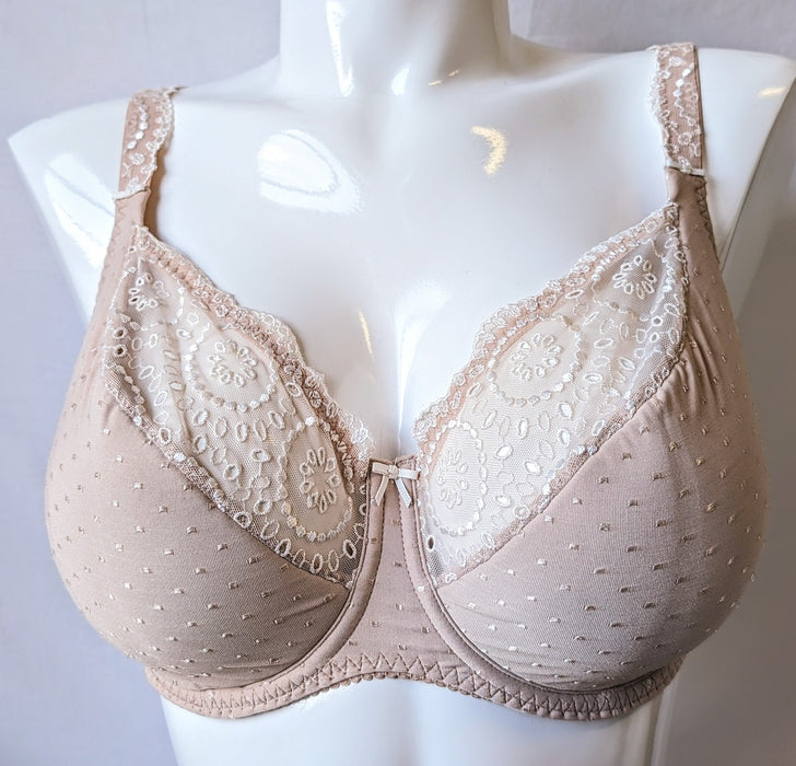 Prima Donna Osino, a light and airy balcony bra on sale. Color Cafe Au Lait. Style 0163314.