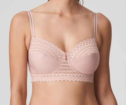 Prima Donna Twist East End, a wireless, full cup bra in a classic vintage style. Front view. Style 0141935. Color Powder Rose.