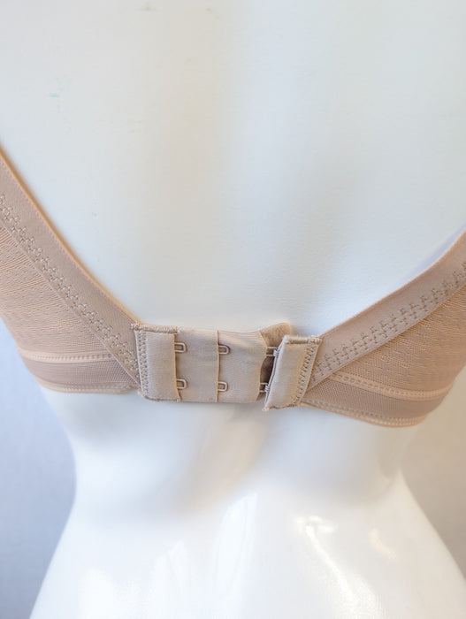 Simone Perele Muse, a padded plunge bra. Style 12C362. Color Beige. Back view.