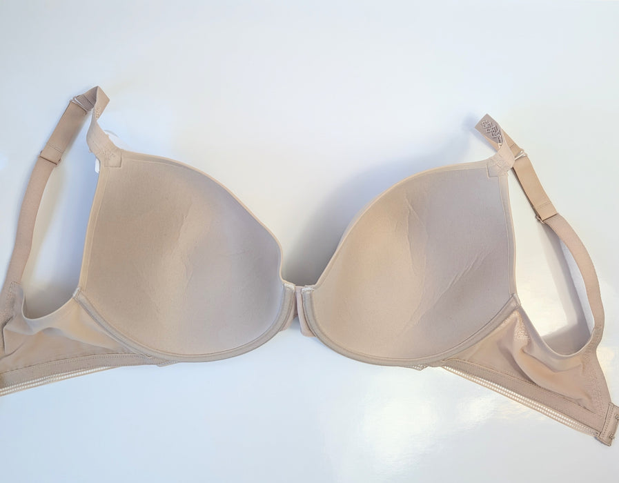 Simone Perele Muse, a padded plunge bra. Style 12C362. Color Beige. Inside view.