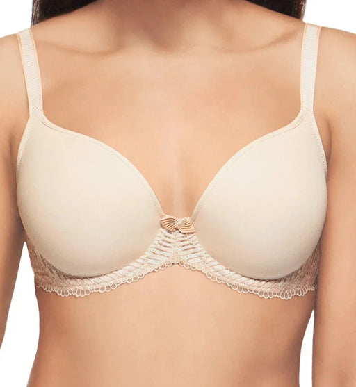 Wacoal La Femme, a perfect tshirt bra for everyday. Color Beige. Style 853117.