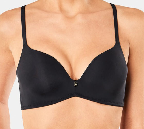 This Triumph bra on sale from their Body Make Up Essentials line, a modern, tshirt bra with smooth lines. Color Black. Style 85349.