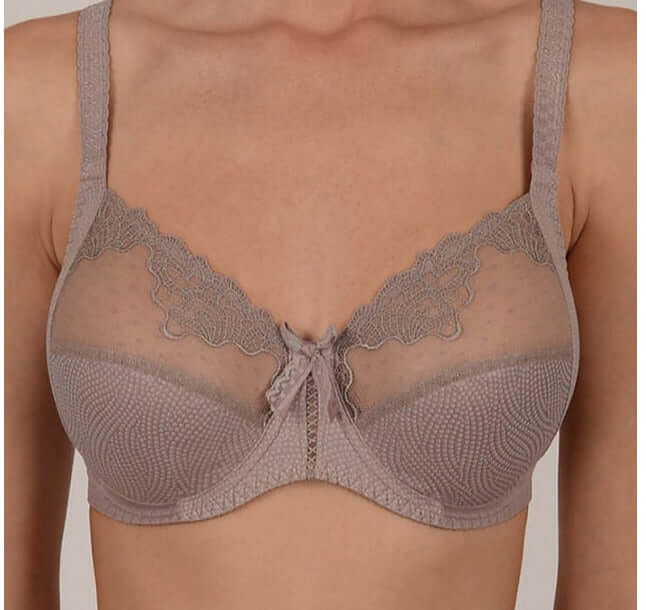 A great plus size bra from Empreinte, Erin. A full cup with great shape with side support panels. Color Noisette. Style 07148.