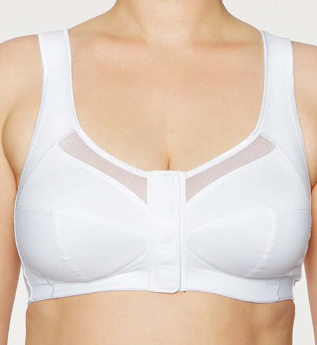 Anita Meggie, an ultimate comfort bra. Front fastening made of a hook and four magnets. Ideal if you have mobility issue. A wireless bra. Color White. Style 5800.