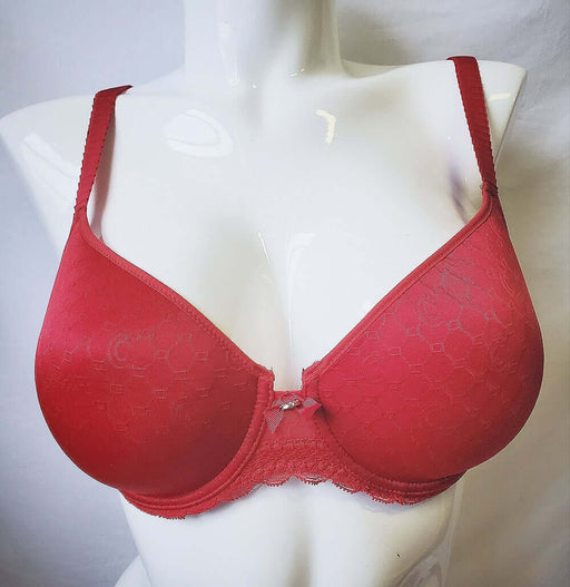 Chantelle C Chic, a breathable tshirt spacer bra. Color Red. Style 3585.