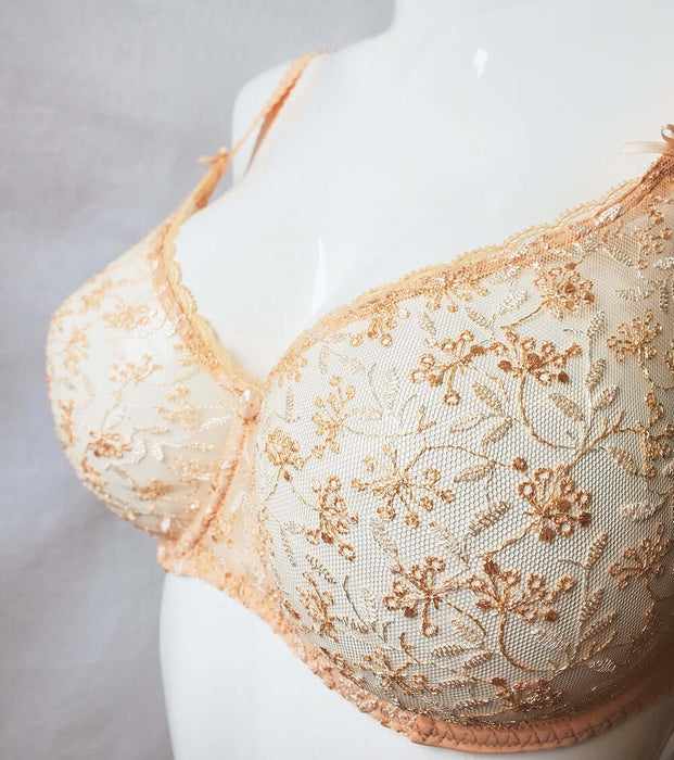Empreinte Aurore, a beautiful seamless full cup bra on sale. Color Sable Dore. Style 07196.