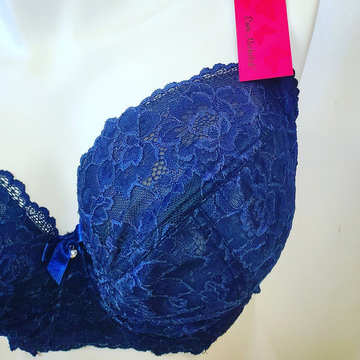 A great everyday bra from Ewa Michalak. BM Kleks, ideal for the full bust for great coverage and support. Color ink. Style 861.