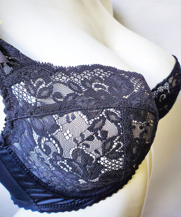 Ewa Michalak Wrozka, a balconette bra in a beautiful lace. Color Black. Style 491.