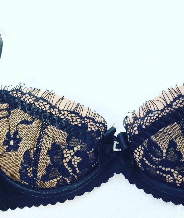 Ewa Michalak M Magique, a plunge bra with beige cups covered in a beautiful black lace. Color Black. Style 798.