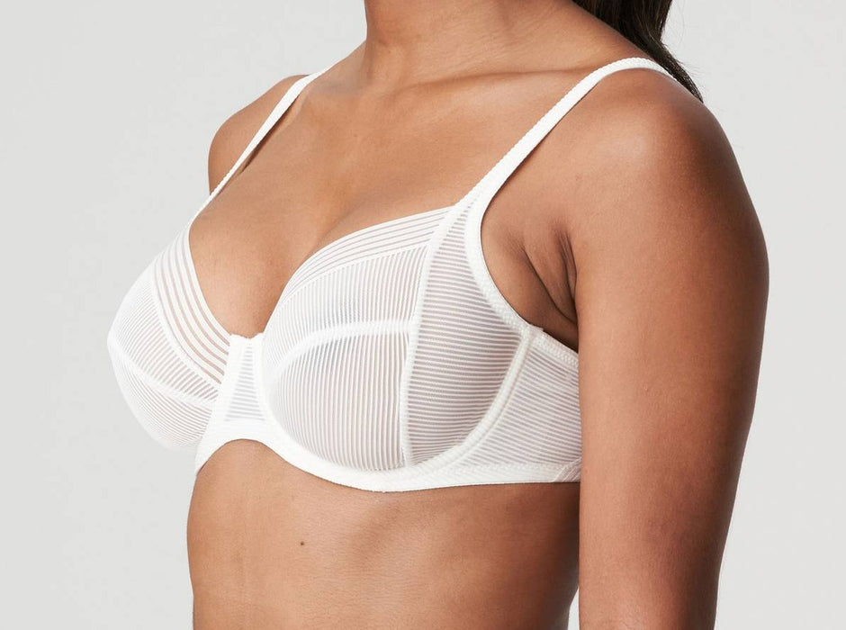 Marie Jo Tokuda, a full cup bra. Sleek, minimalist, modern. Fuill coverage. Color Natural. Style 0122160.