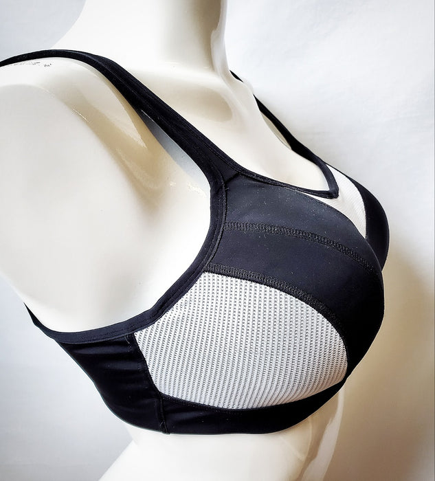 Parfait active sports bra. Color black. Style P5541.