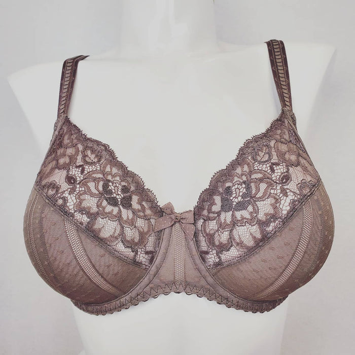 Prima Donna Couture, a full cup bra. Color Agate Grey. Style 0162581.