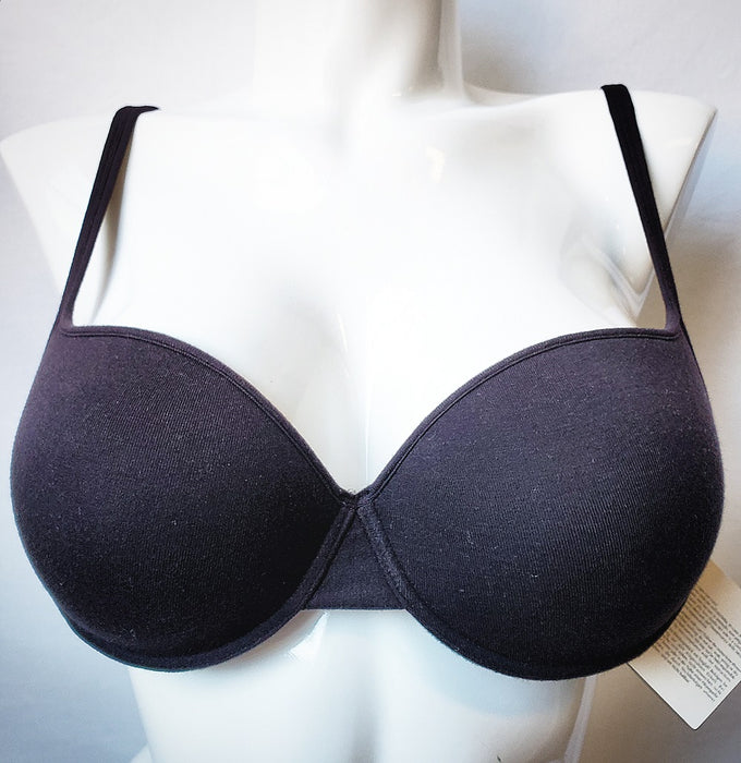 Studio by La Perla bra, New Project. A classic elegant tshirt bra. Color Black. Style 904742.